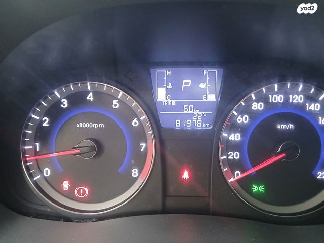 יונדאי אקסנט i25