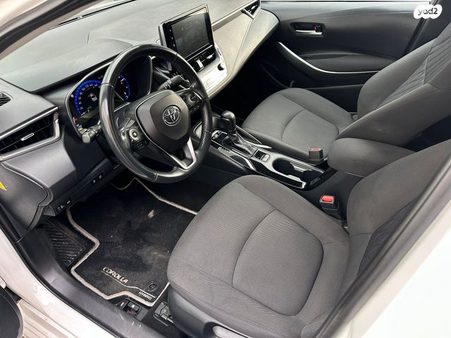 טויוטה קורולה