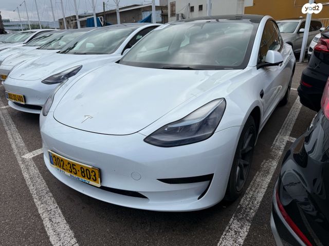 טסלה מודל 3