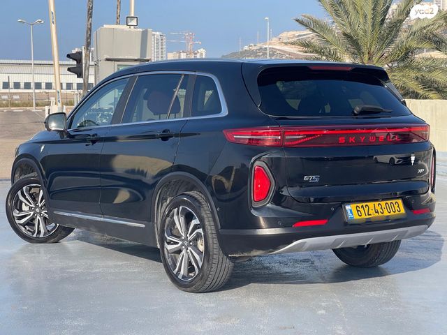סקייוול ET5