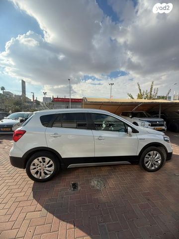 סוזוקי קרוסאובר