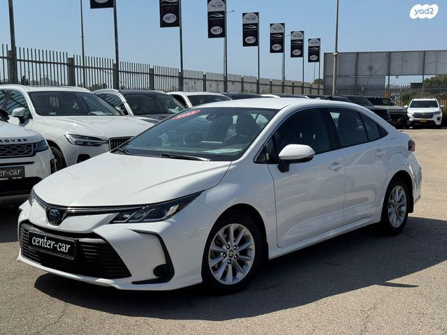מודעת רכב טויוטה קורולה