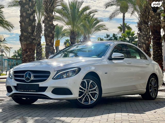 מודעת רכב מרצדס-בנץ C-class
