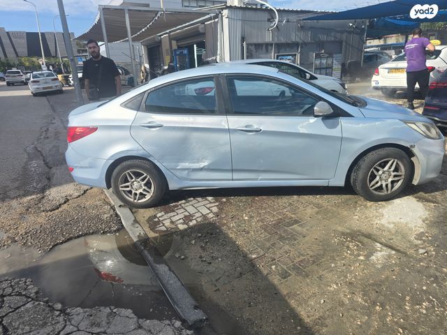 יונדאי אקסנט i25