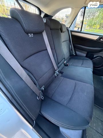 סובארו אאוטבק