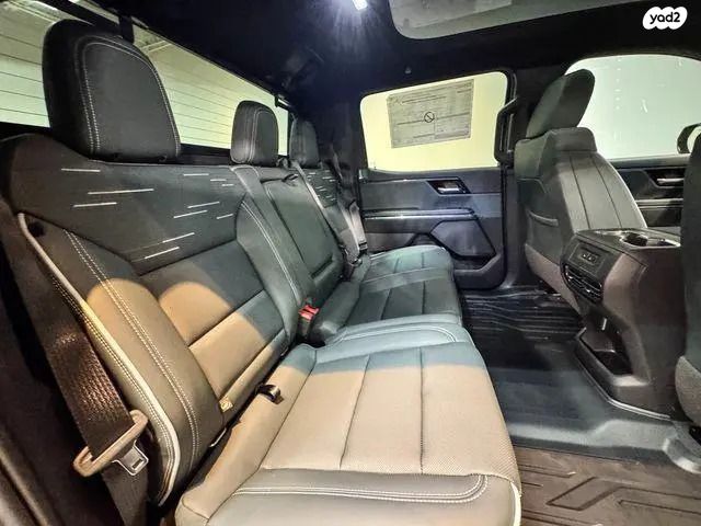 ג'י.אם.סי סיירה EV  