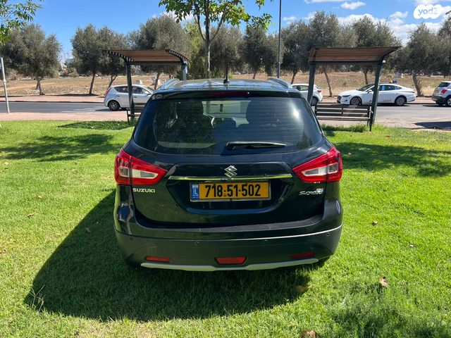 סוזוקי קרוסאובר