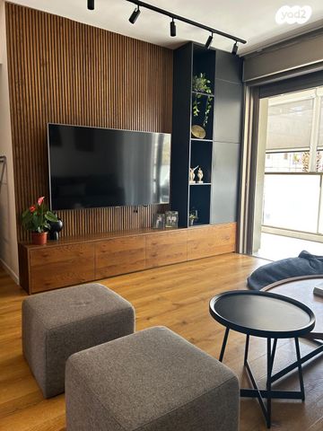 דירה, דרך אילות 4, גנים א', גני תקווה