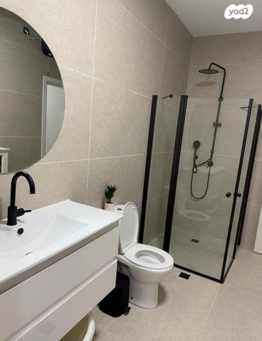 דו משפחתי, יעקב הופרט 1, כנען א, צפת