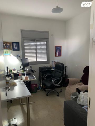 דירה, ישראל גלילי 2, קרית אילון, חולון