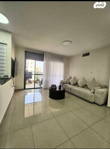 דירה, שושנה דמארי 16, קרית האמנים, מצליח, רמלה