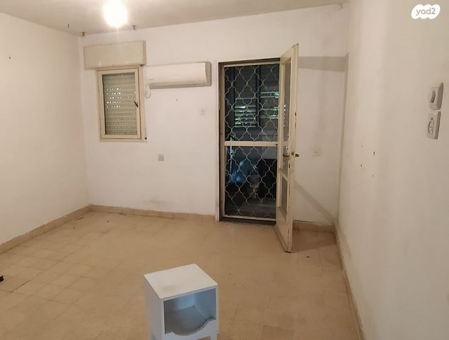 שדרות דגניה 4