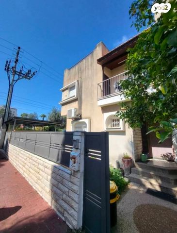 בית פרטי/ קוטג', גוש חלב 2, אפק, קרית ביאליק