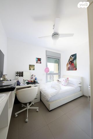 דירה, פרופ' יובל נאמן 3, הגוש הגדול, רמת אביב החדשה, נופי ים, תל אביב יפו