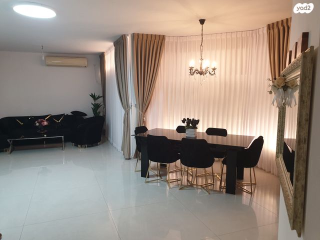 בית פרטי/ קוטג', קיסריה 4, נאות לון, באר שבע