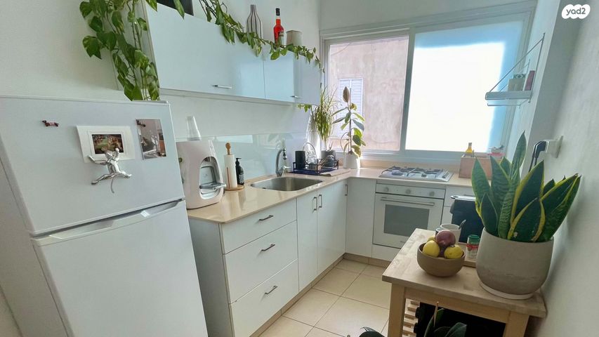 דירה, שדרות ירושלים 67, מכללת תל אביב יפו, דקר, תל אביב יפו