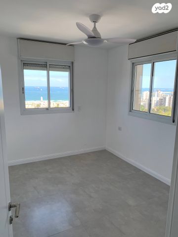 דירה, רוגוזין 19, רובע א', אשדוד