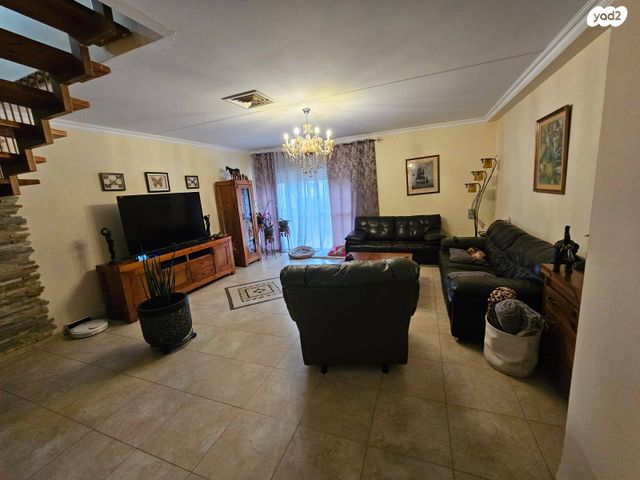 בית פרטי/ קוטג', ניצנים 12, פנחס ספיר, מגדל העמק