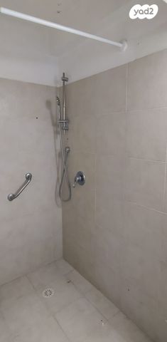 דירה, שדרות דגניה 4, קרית חיים מערבית, חיפה