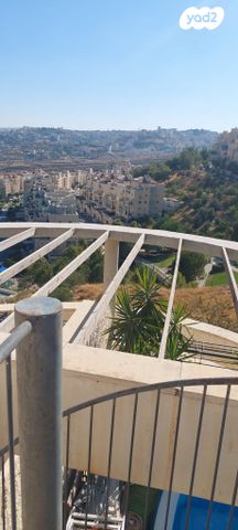 גג/ פנטהאוז, רפאל בר לביא 2, חומת שמואל, הר חומה, ירושלים