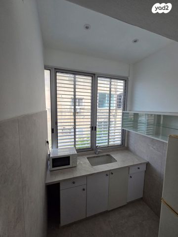 דירה, שדרות בנימין 4, מרכז העיר דרום, נתניה