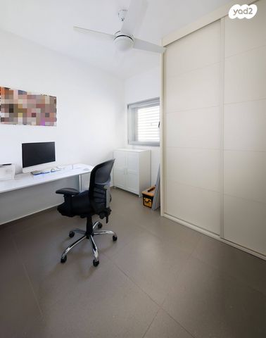 דירה, פרופ' יובל נאמן 3, הגוש הגדול, רמת אביב החדשה, נופי ים, תל אביב יפו