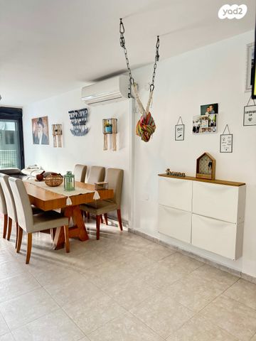 דירה, המעפילים 4, רובע ב', אשדוד