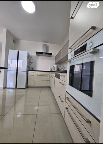 דירה, שושנה דמארי 16, קרית האמנים, מצליח, רמלה