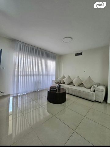 דירה, שושנה דמארי 16, קרית האמנים, מצליח, רמלה