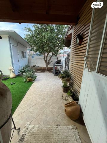 דירת גן, הרי יהודה 2, בימת תל חי / מורדות הרי נפתלי, קרית שמונה