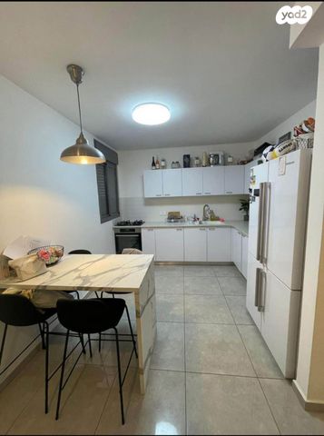 דירה, הגפן 5, כרמי הנדיב, אחוזת רוטנר, קרית מלאכי