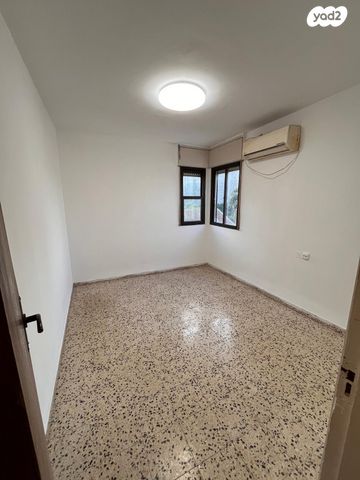 דירה, הצוללת דקר 8, רמת בן גוריון, חיפה