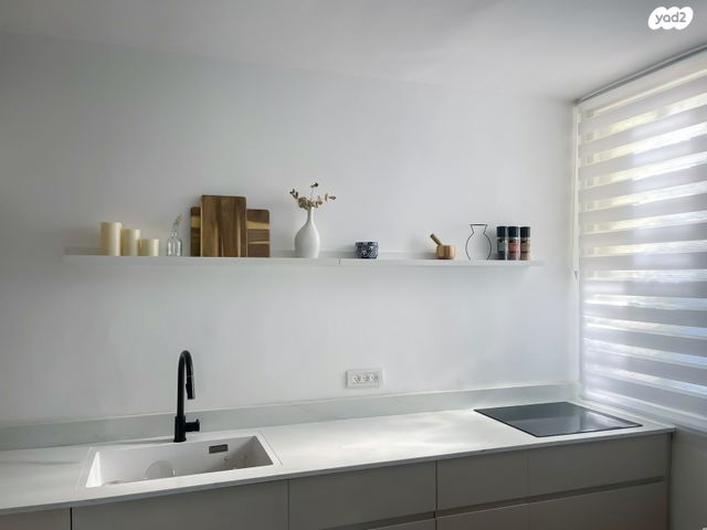 גג/ פנטהאוז, הגר"א 15, רמת חן ובן ציון, נתניה