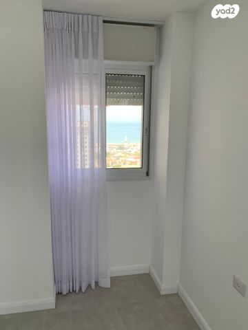 דירה, רוגוזין 19, רובע א', אשדוד