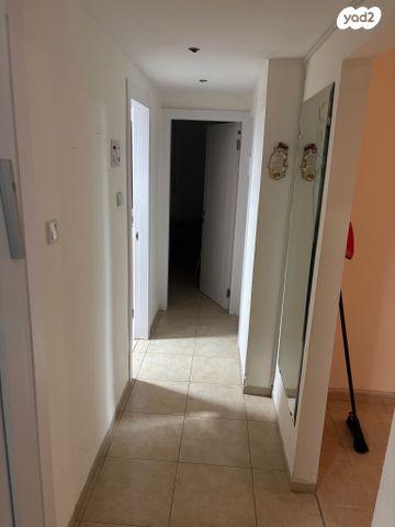 דירה, חנקין 6, מרכז העיר, קרית אתא