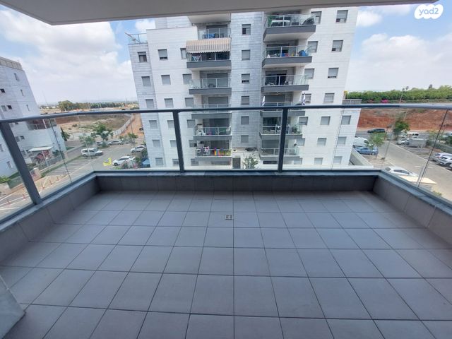 דירה, אהבת אדם 52, שרונה, כפר יונה