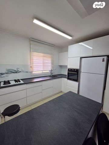 דירה, משה קהירי 8, רמות הרכס, באר שבע