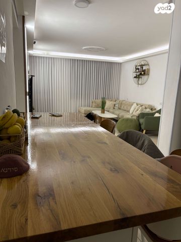 דירה, דליה רביקוביץ 18, קרית האמנים, מצליח, רמלה