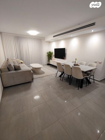 דירה, חופית 25, חורשת נח, אופקים