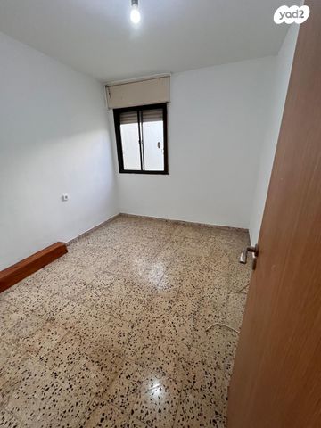 דירה, הצוללת דקר 8, רמת בן גוריון, חיפה