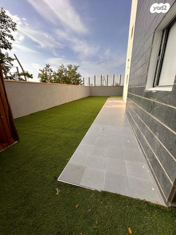 דירת גן, משה לוי 1, נאות שמיר, רמלה