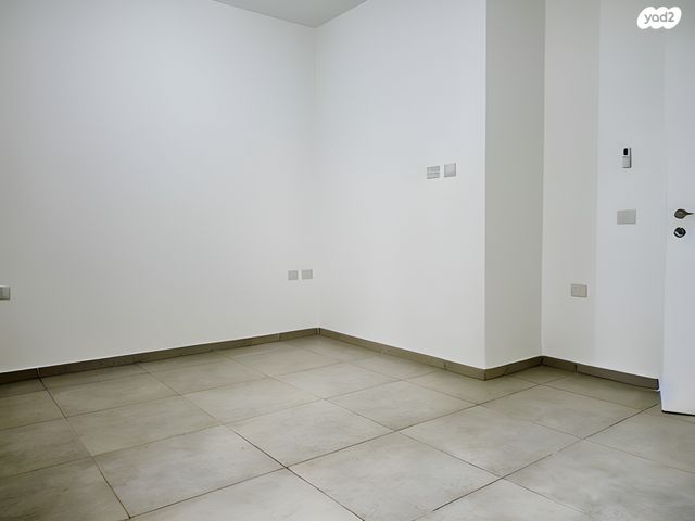 דירה, הצוק 1, עיר ימים / הבלוט, אשקלון