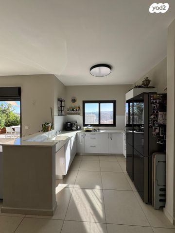 גג/ פנטהאוז, נחליאלי 6, סנסן, צור הדסה