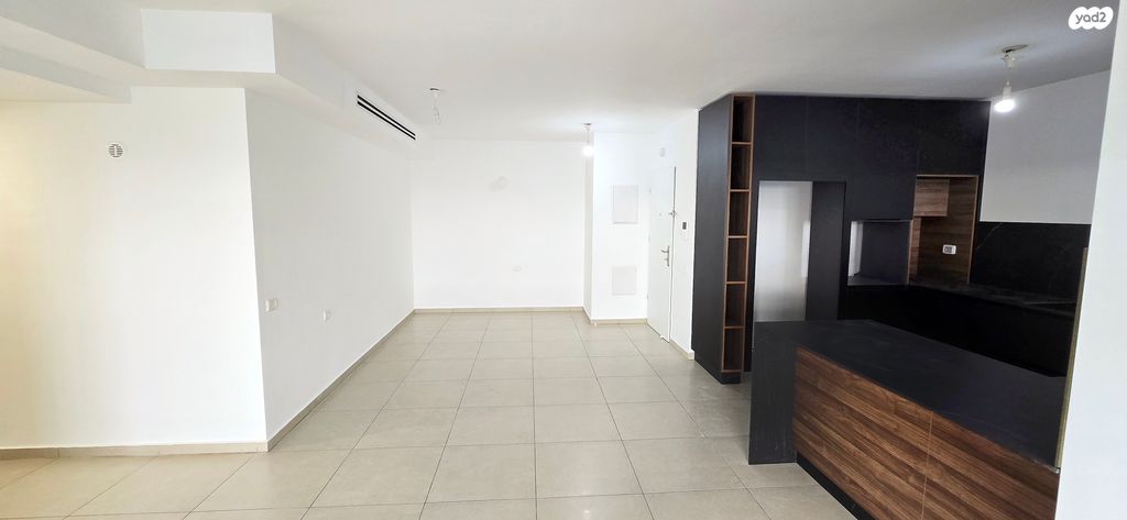 דירה, הרב אברהם קוק 29, השחר, דימונה