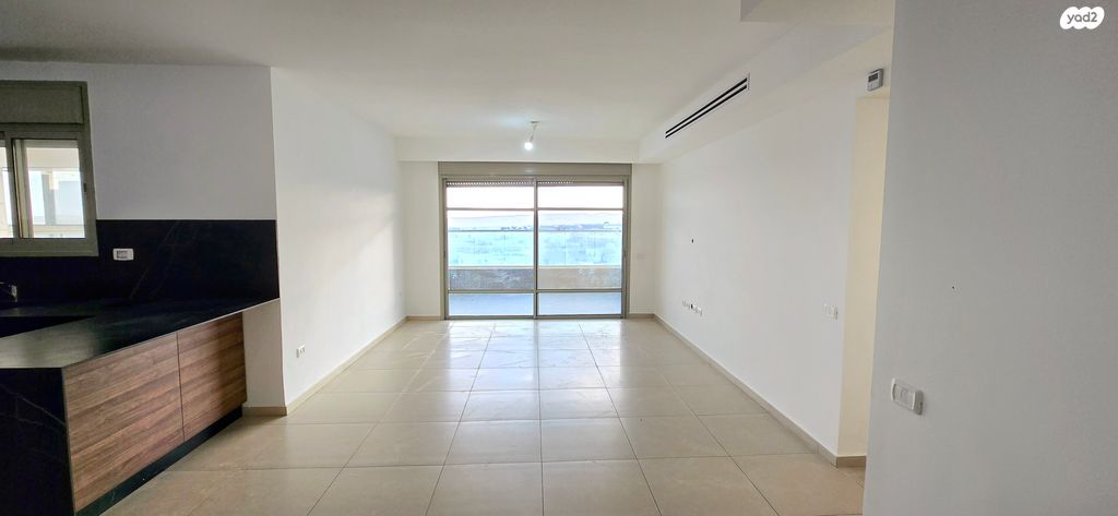 דירה, הרב אברהם קוק 29, השחר, דימונה