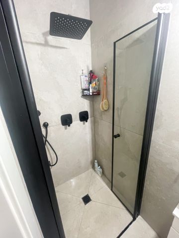 גג/ פנטהאוז, הגר"א 15, רמת חן ובן ציון, נתניה