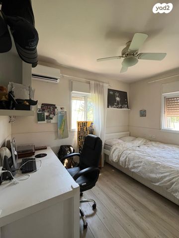 בית פרטי/ קוטג', יסמין 133, טללים, שוהם