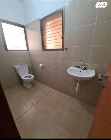 דו משפחתי, אבן עזרא 16, צה"ל, ראש העין