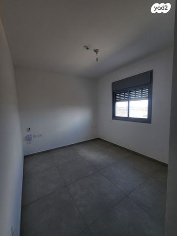 דירה, דרך ארץ 42, עיר היין, אשקלון