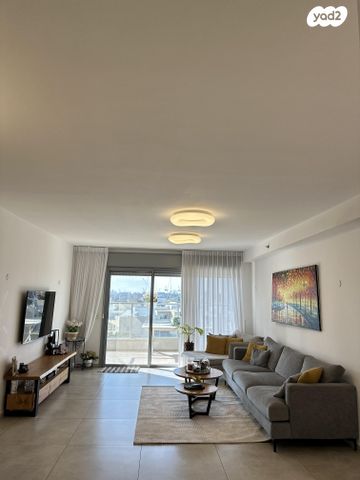 גג/ פנטהאוז, חטיבת אלכסנדרוני 6, מורשה, רמת השרון